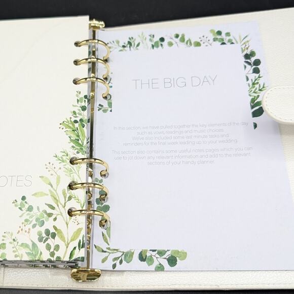 Charvoria Wedding Planner Future Mrs Binder Budget Lists Pockets Undated White - Picture 12 of 14